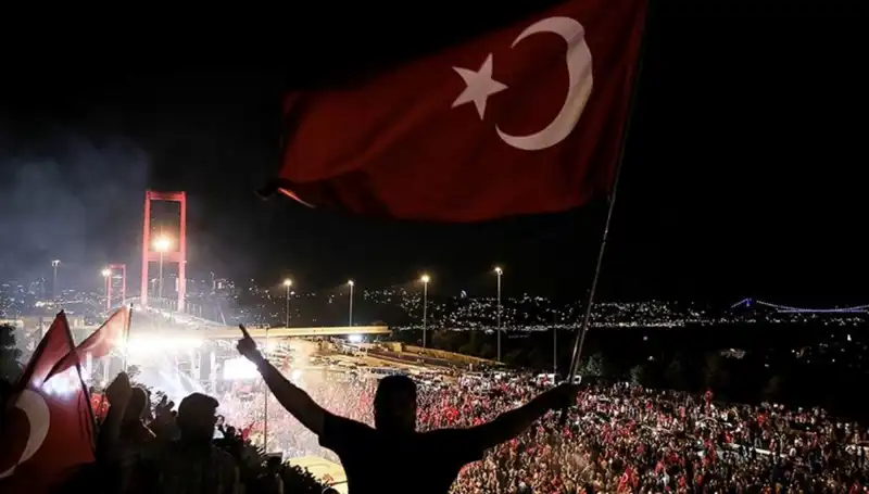 15 Temmuz'un Kahramanlık Destanı: "En Uzun Gece" Külliye'de Sahnelenecek
