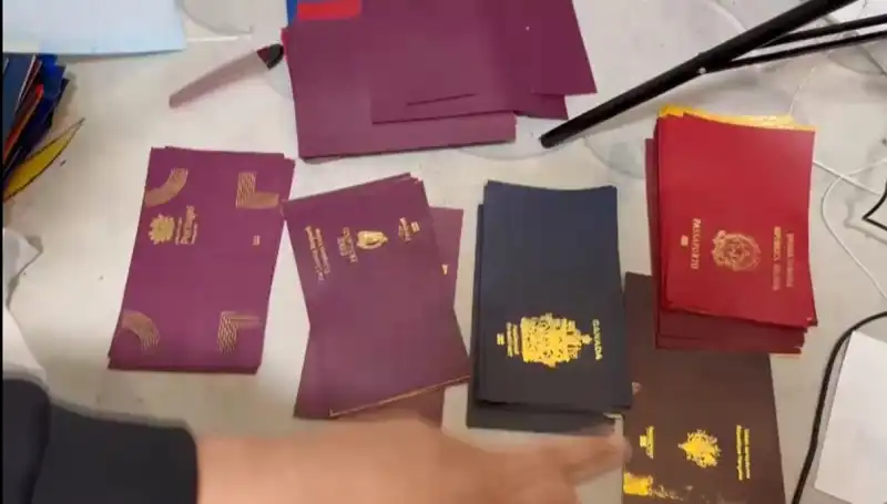 Sahte Belge Çetelerine Büyük Darbe: Pasaport, Vize ve Daha Fazlası