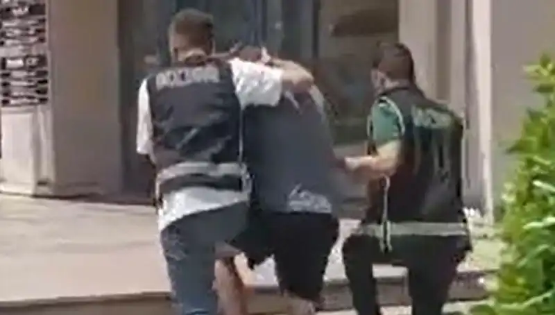 Sahte Dövizle Alışveriş Yapan Turist Ülkesine Gönderildi: Detaylar Ortaya Çıktı