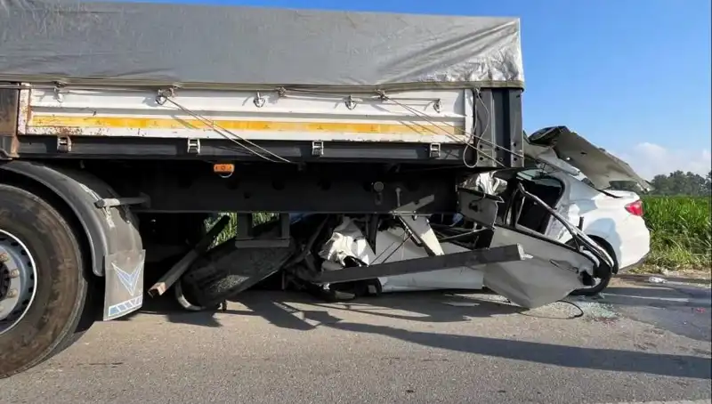 Sakarya'da Feci Kaza: Hayatını Kaybeden Gençle İlgili Detaylar Ortaya Çıktı