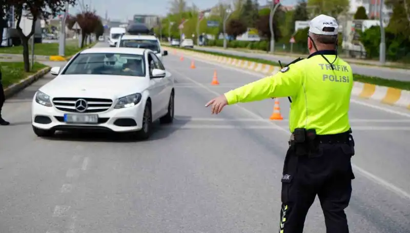 2025'te Yeni Trafik Cezaları: Yüksek Ceza Tutarları ve Yenilikler