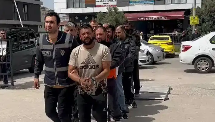 Edirne'de Sıra Dışı Operasyon: Yedi Firari Suçlu Yakalandı!