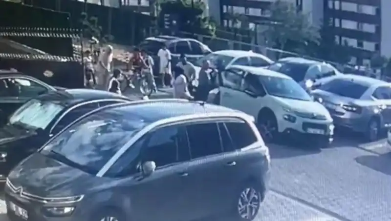 Eşini ve Yakınlarını Arabayla Ezdi: Olayın Arkasındaki Korkunç Gerçekler