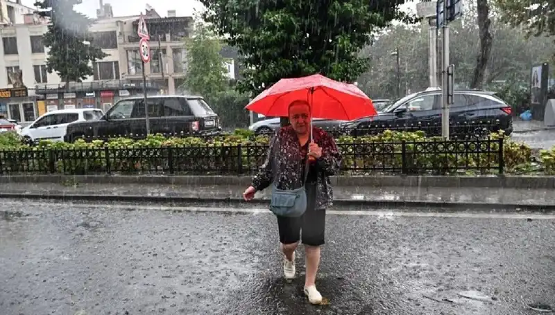 Sarı Kodlu Yağış Uyarısı: Hangi Bölgeler Tehdit Altında?