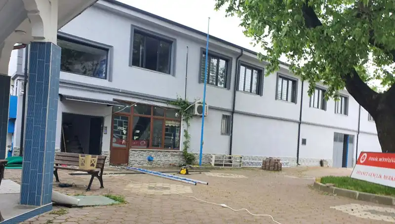 Tabela Takarken 3 Metre Yükseklikten Düşen İşçi Hayatını Kaybetti