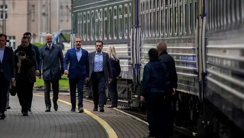 Dışişleri Bakanı Fidan'ın Ukrayna Ziyareti: Yeni Dönem İçin Önemli Adımlar