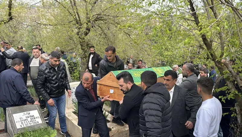 Karabük'teki Trafik Kazasında Hayatını Kaybedenler Dualarla Uğurlandı