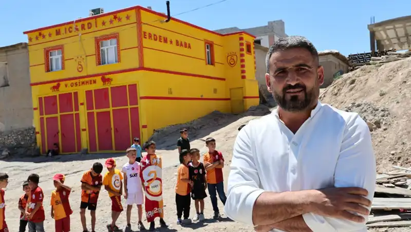 Fanatik Taraftar, Evine Icardi'nin Ardından Osimhen Yazdırdı!