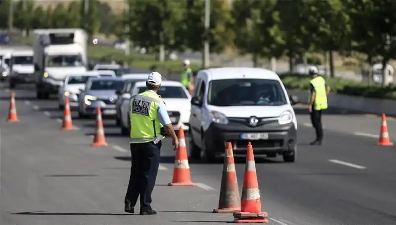 Tüneli Kapatan Tüm Araçlar, Şehirdeki Konvoy Olayına Neden Oldu!