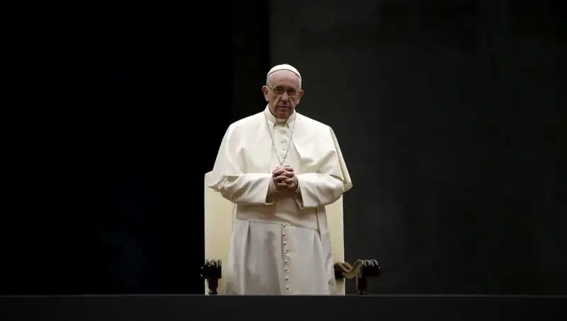 Kapıcılıktan Vatikan'a: Papa Francis'in Olağanüstü Yolculuğu