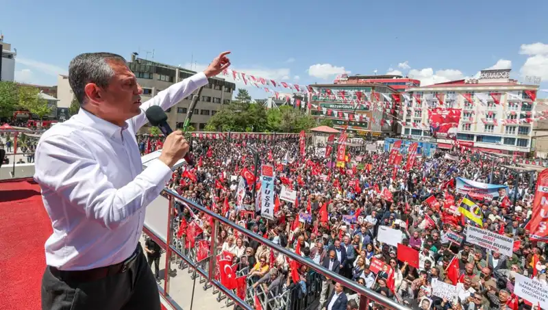 Özgür Özel: Silah Bırakma Çağrısına Tam Destek Veriyoruz!