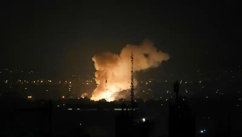 İsrail, İran'ı Vurdu: Tahran-Tel Aviv İlişkilerinde Beş Olabilecek Senaryo