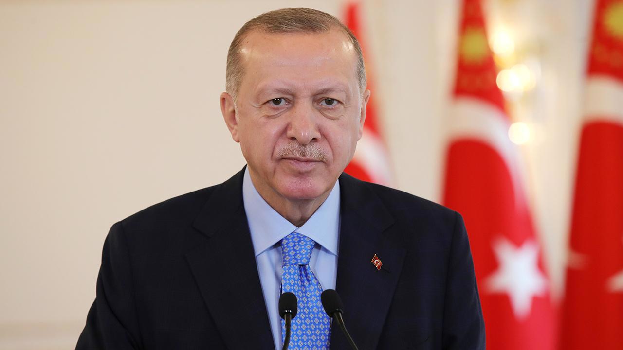 Liderler Erdoğan'ın Doğum Gününü Kutladı