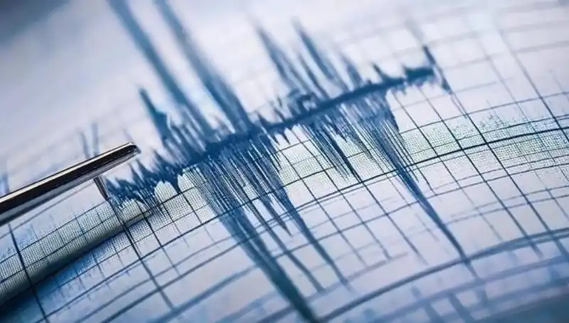 Antalya'da Şok Edici Deprem: 3.9 Büyüklüğünde Sarsıntı Hissedildi