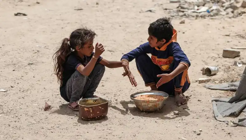 Gazze'de Dört Yaşındaki Çocuk Açlıktan Hayatını Kaybetti: Nedenler ve Sonuçlar