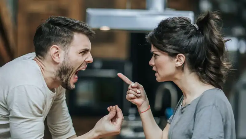 En Sık Yapılan 7 Flört Hatası: Psikologlardan Çarpıcı Uyarılar