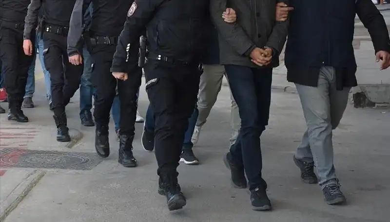 7 İlde DAEŞ'e Yönelik Dev Operasyon: 27 Gözaltı Kararı!