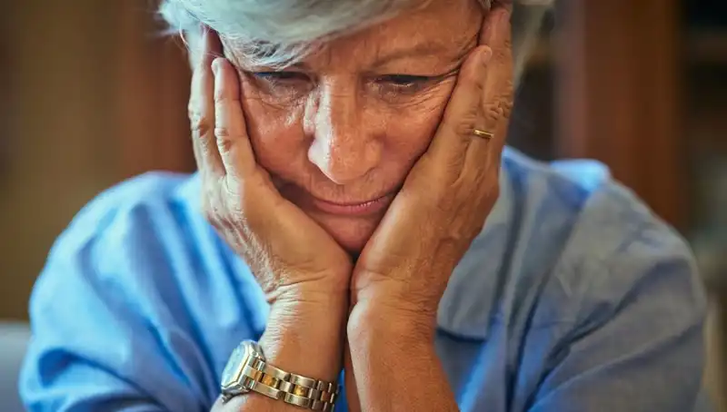 40'lı Yaşlarındaki Kadın Alzheimer Belirtilerini Stresle Karıştırdı: Gerçekler Şaşırtıyor