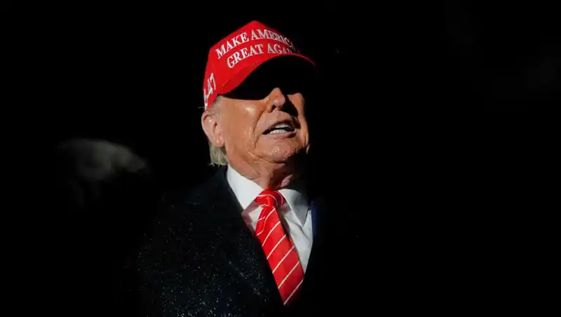 Yüksek Mahkeme, Trump’a Göçmen Yasal Statüsü İptal Yetkisi Verdi!