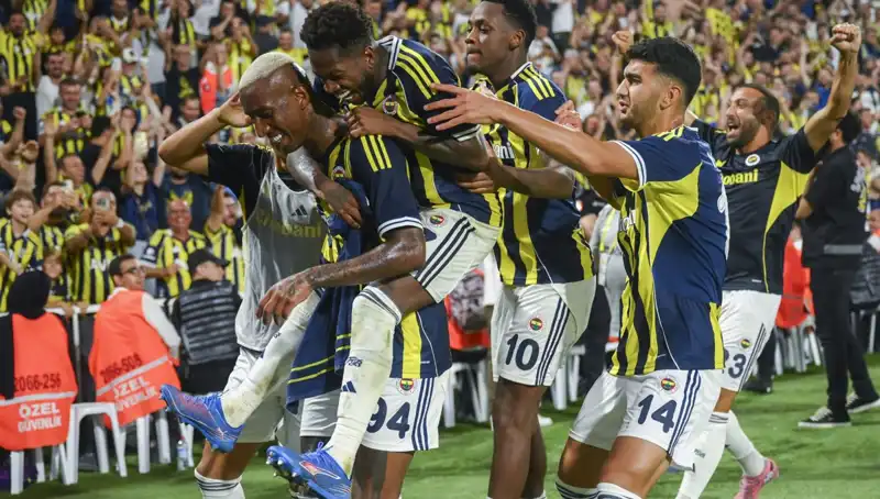 Fenerbahçe'ye Gelen Tur Gelirleriyle Dolu Kasa, Yeni Transferler Yolda mı?