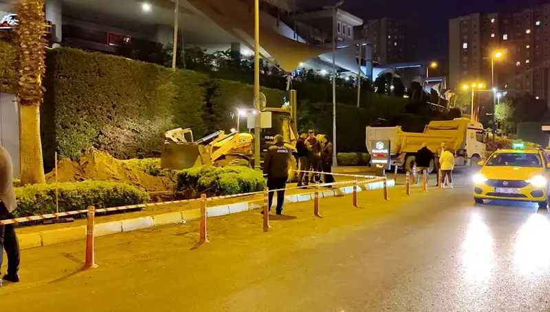 AVM Girişinde Doğalgaz Paniği: İşte Olayın Ayrıntıları